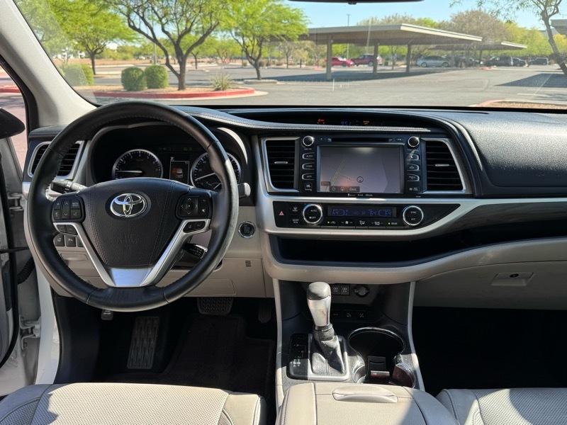 Toyota Highlander Limited Platinum AWD V6 2018