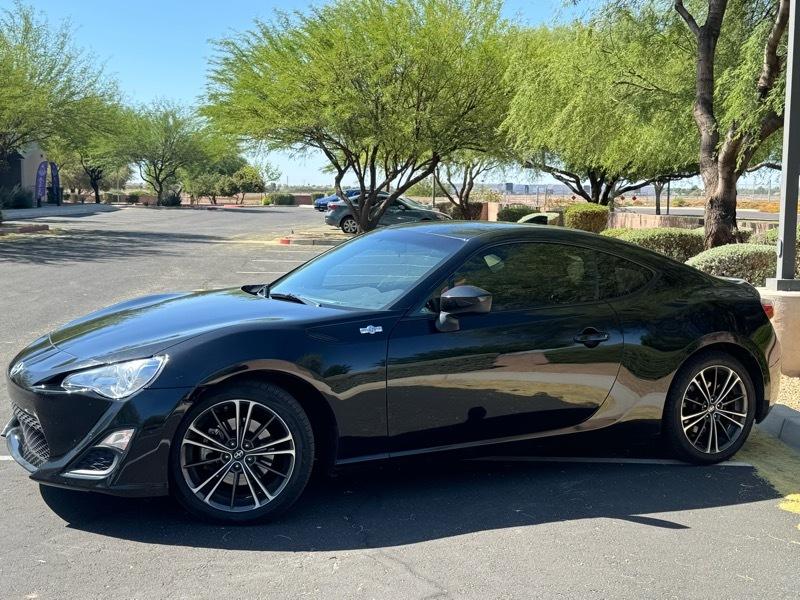 2016 Scion FR-S Base 2D Coupe