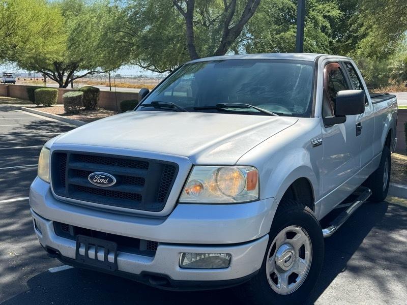 Ford F-150 STX SuperCab 4WD 2005