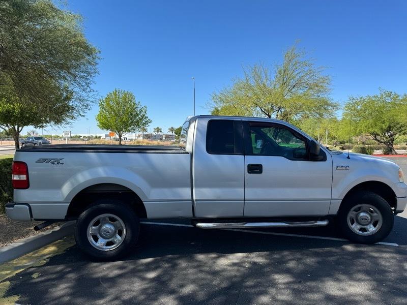 Ford F-150 STX SuperCab 4WD 2005