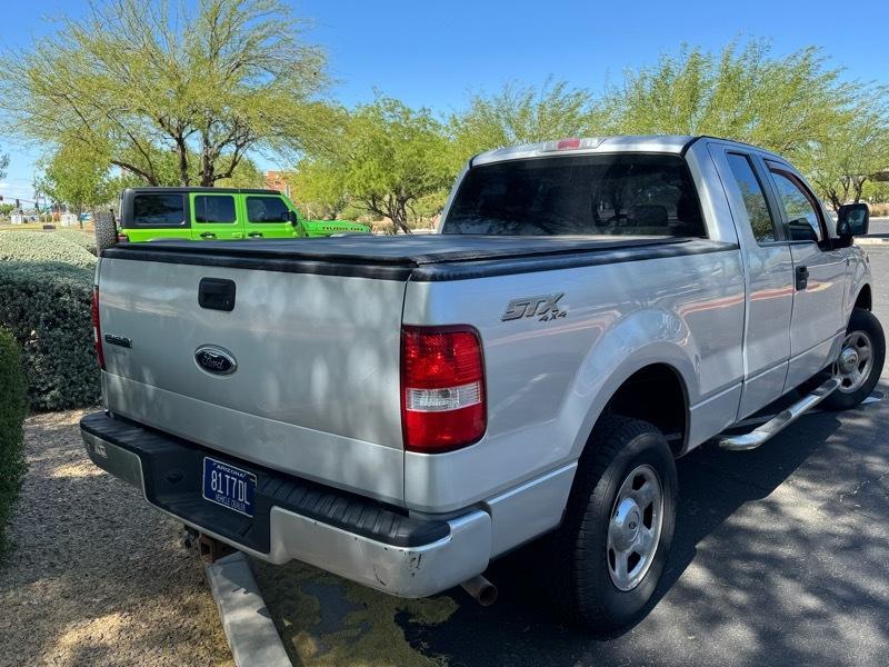 Ford F-150 STX SuperCab 4WD 2005