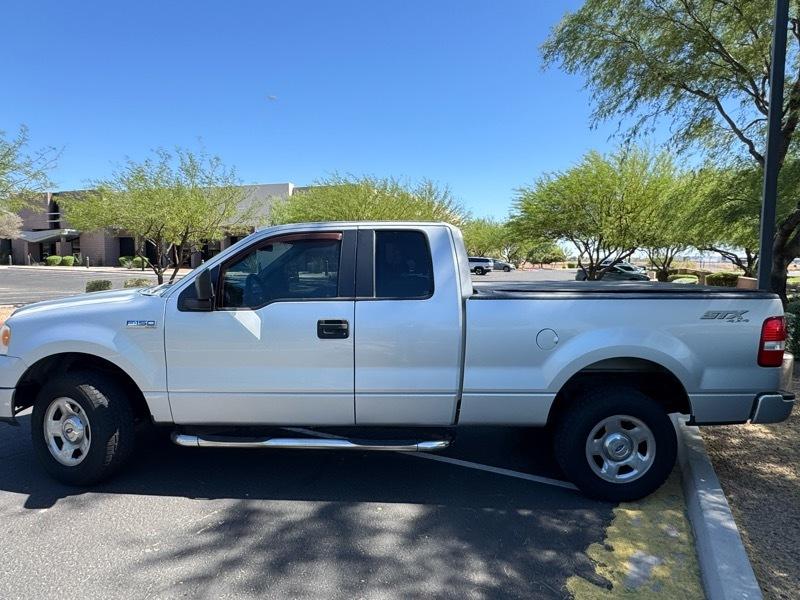 Ford F-150 STX SuperCab 4WD 2005