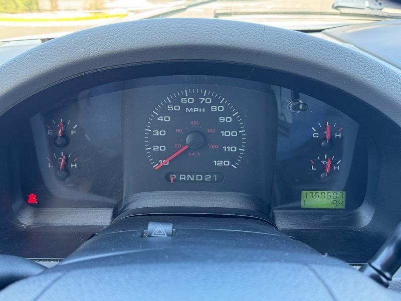 Ford F-150 STX SuperCab 4WD 2005