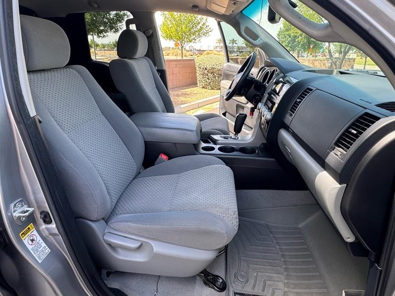 Toyota Tundra SR5 Double Cab 4WD 2010