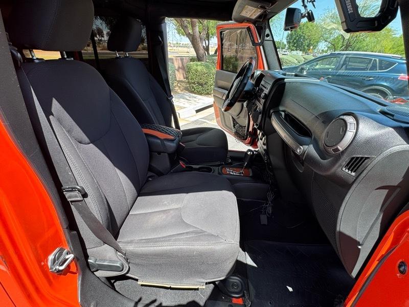 Jeep Wrangler Unlimited Sport 4WD 2015