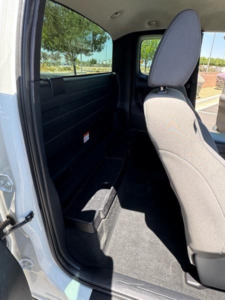 Toyota Tacoma SR Access Cab 2017