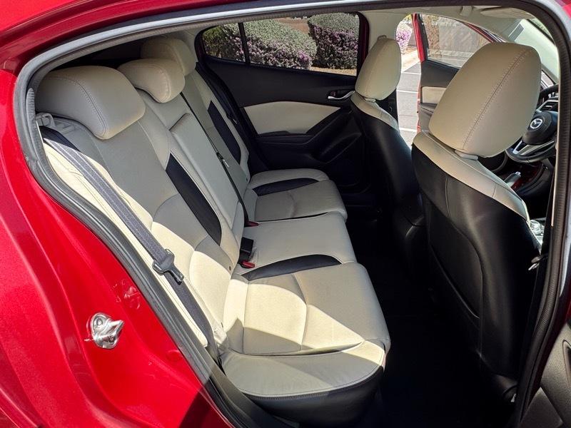 Mazda MAZDA3 s Grand Touring 2015