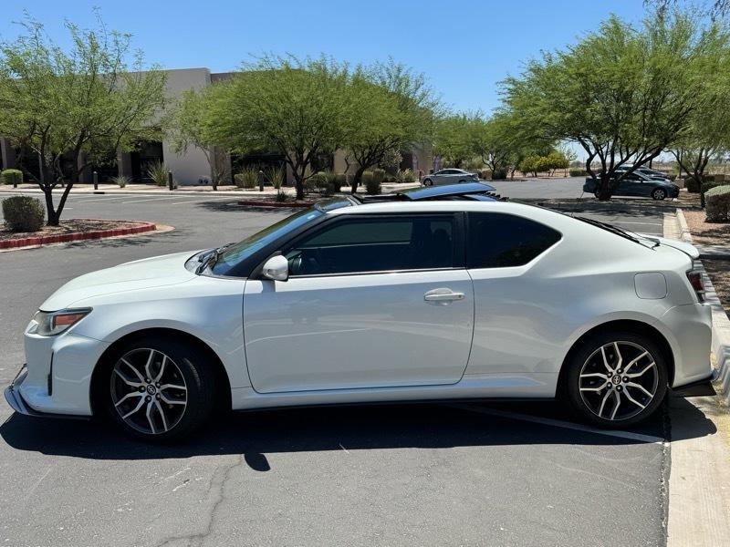 Scion tC Base 2016