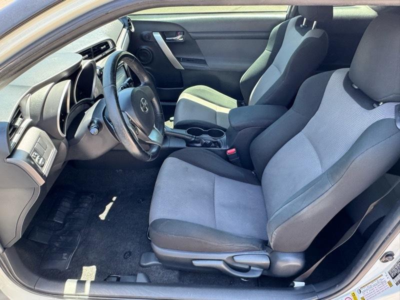 Scion tC Base 2016