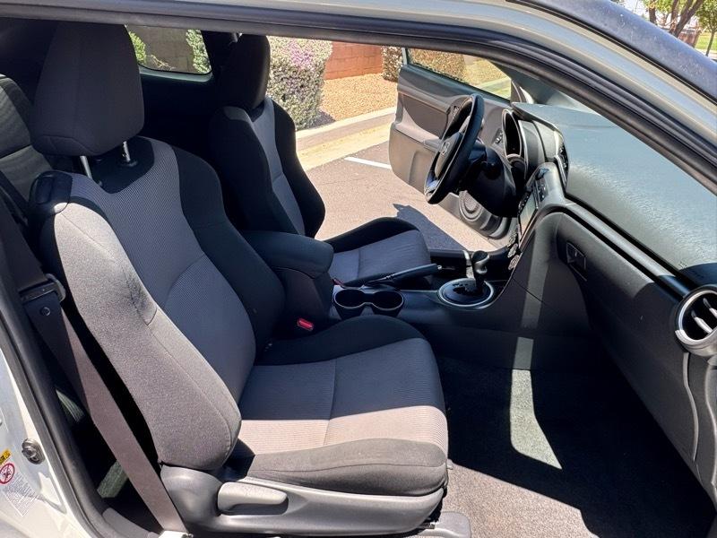 Scion tC Base 2016
