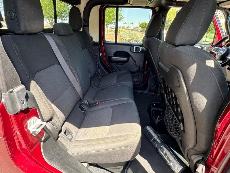 Jeep Gladiator Mojave 2021