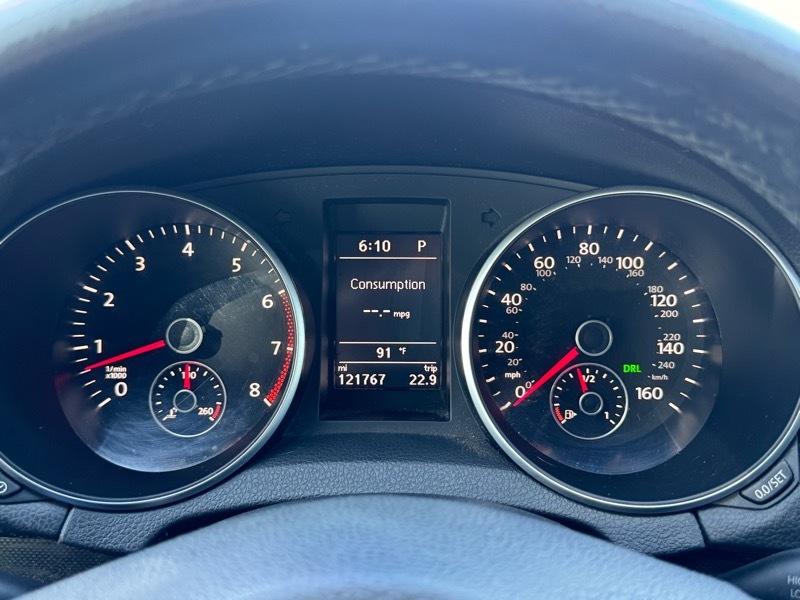 Volkswagen Jetta SportWagen 2.5L S 2014