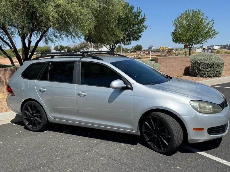Volkswagen Jetta SportWagen 2.5L S 2014