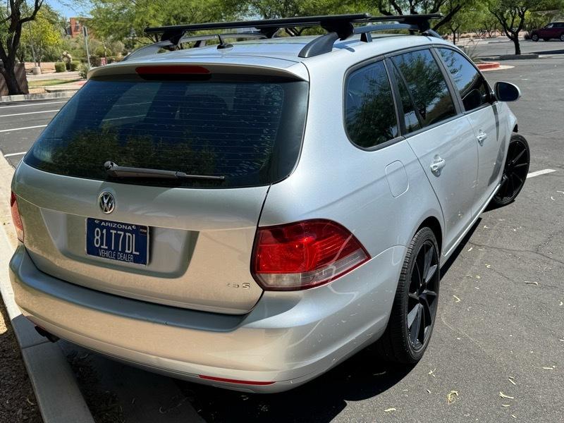 Volkswagen Jetta SportWagen 2.5L S 2014