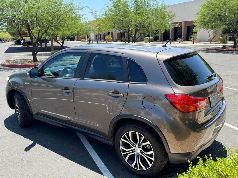 Mitsubishi Outlander Sport 2.0 ES CVT 2016