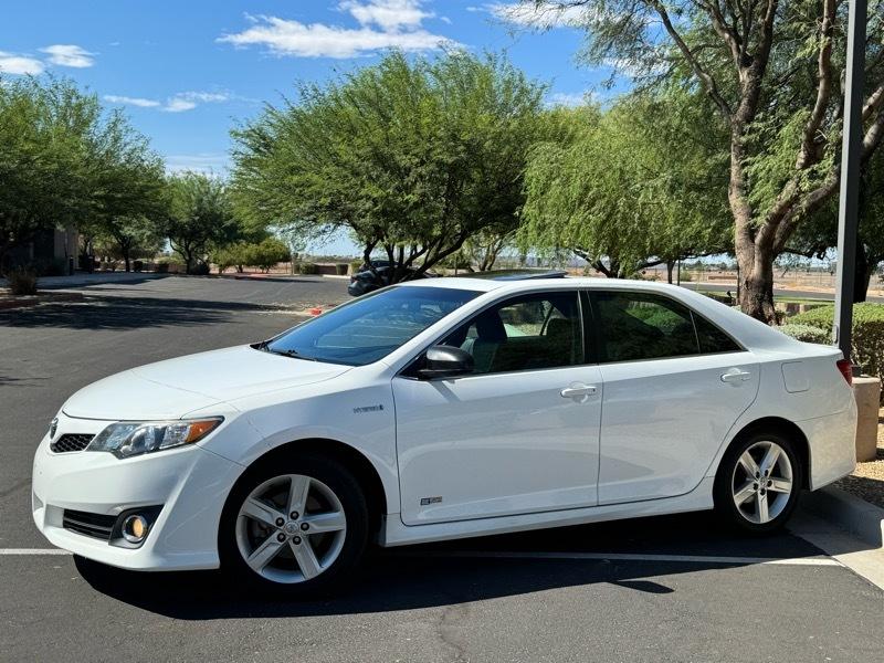 2014 Toyota Camry Hybrid 2014.5 4dr Sdn SE Limited Edition (Natl)