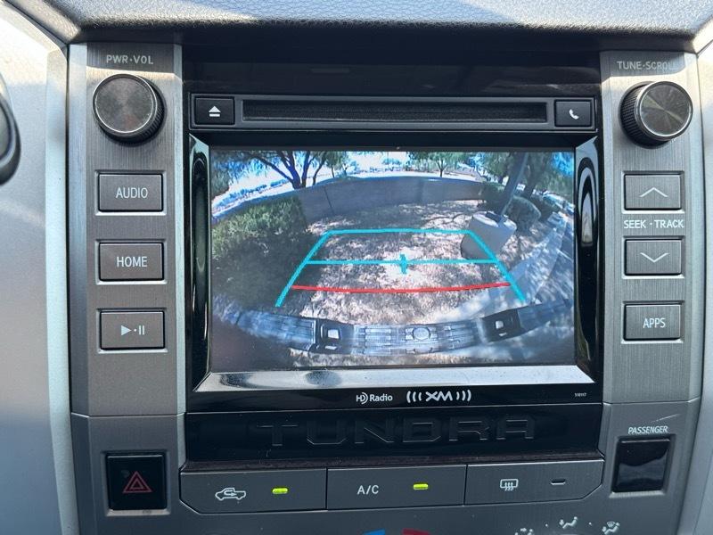 Toyota Tundra SR5 5.7L V8 FFV CrewMax 4WD 2017