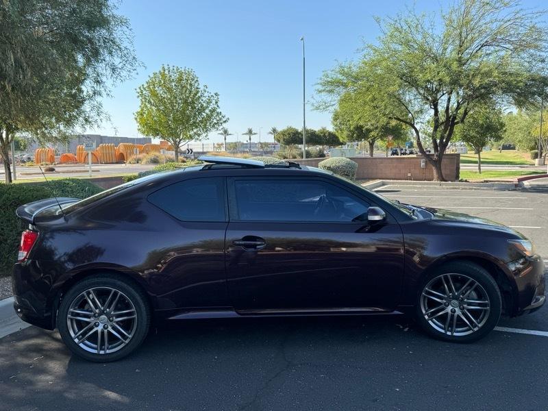 Scion tC Base 2011