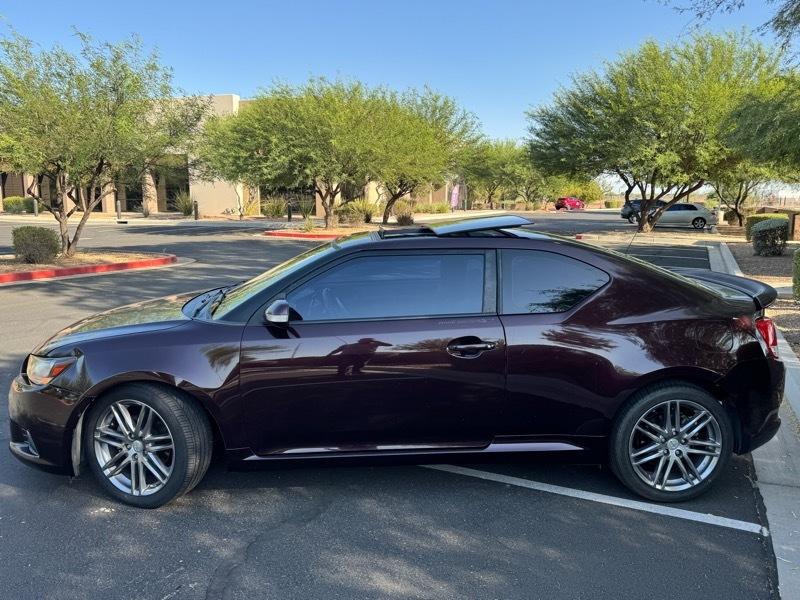 Scion tC Base 2011