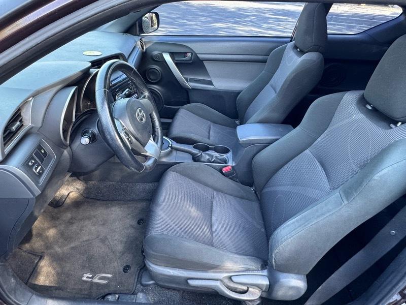 Scion tC Base 2011