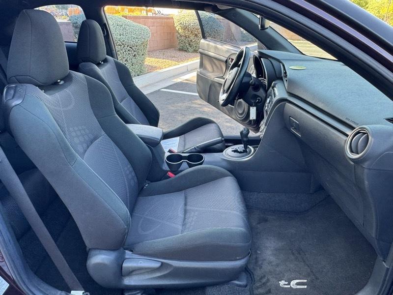 Scion tC Base 2011