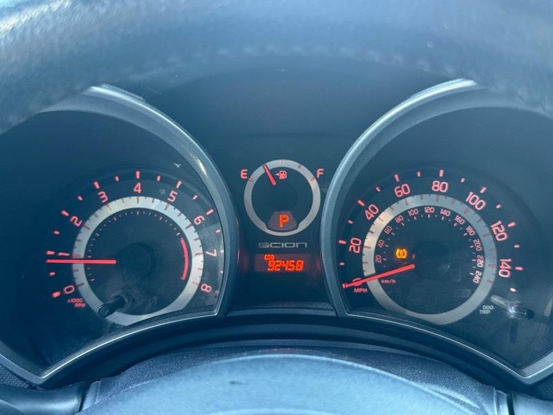 Scion tC Base 2011