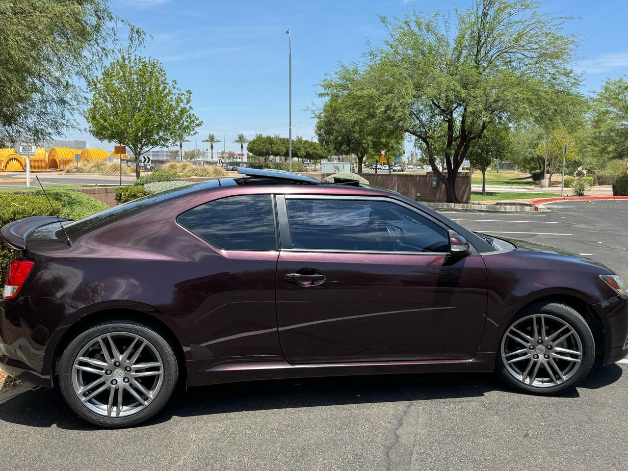 Scion tC Base 2011