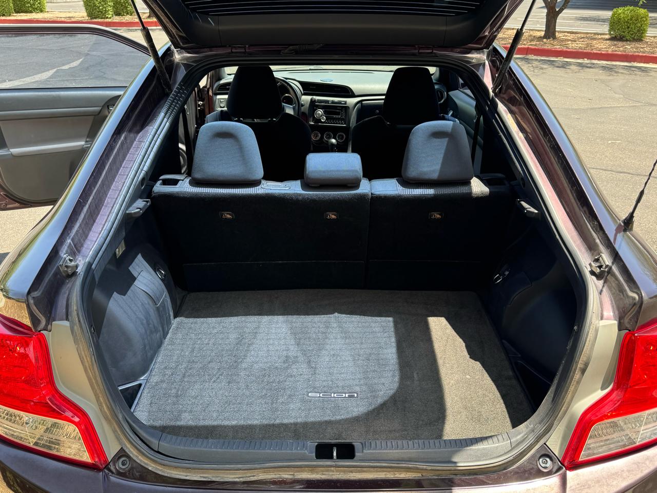 Scion tC Base 2011