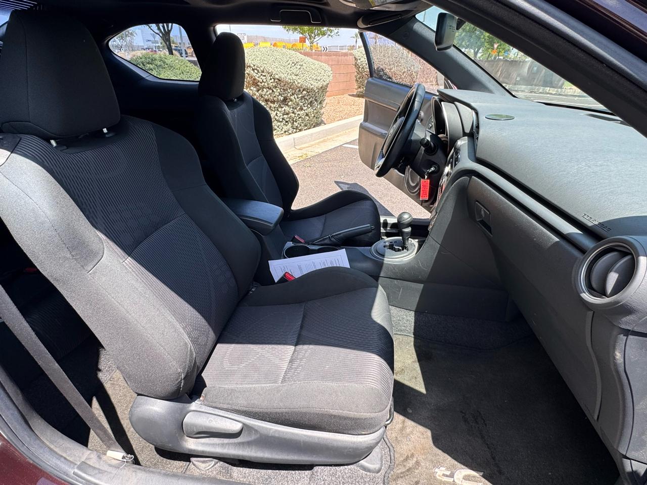 Scion tC Base 2011