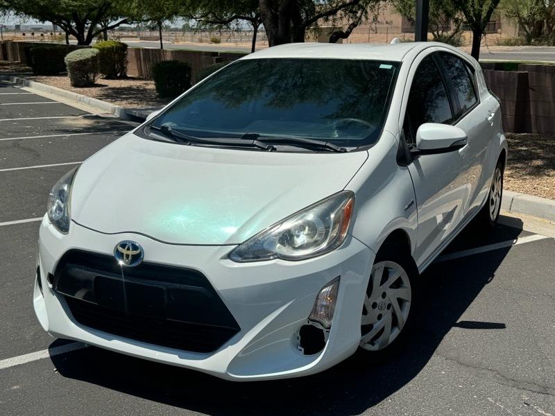 Toyota Prius c Two 2015