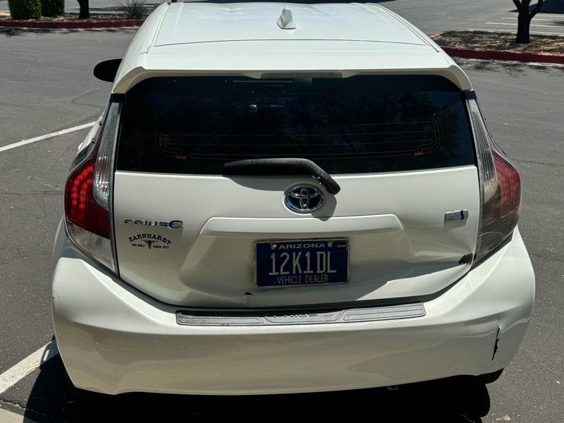Toyota Prius c Two 2015