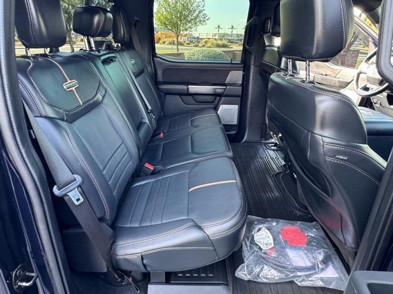 Ford F-350 SD Platinum Crew Cab 4WD 2023