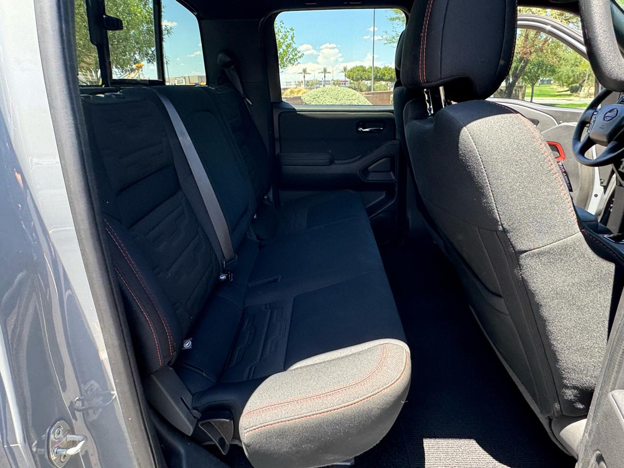 Nissan Frontier PRO-4X Crew Cab 4WD 2024