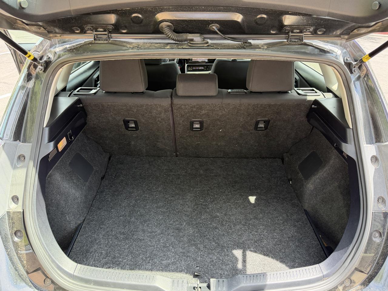 Scion iM 4D Hatchback 2016