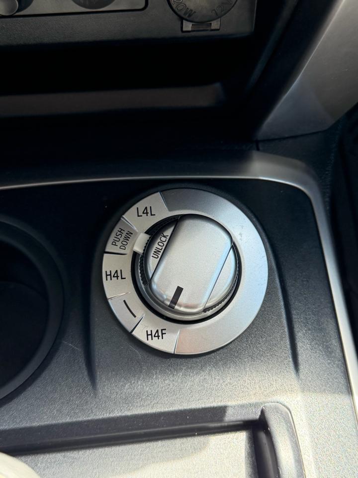 Toyota 4Runner Limited 4WD 2015