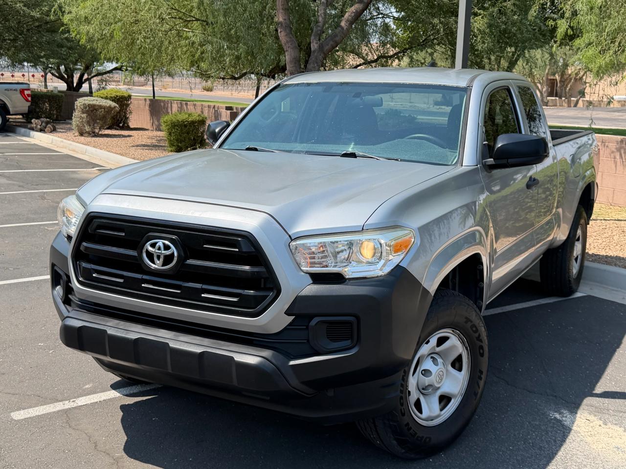 Toyota Tacoma SR5 Access Cab I4 6AT 2WD 2016