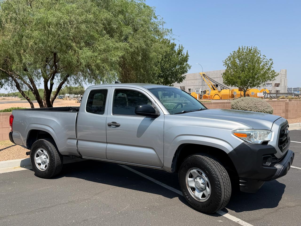 Toyota Tacoma SR5 Access Cab I4 6AT 2WD 2016