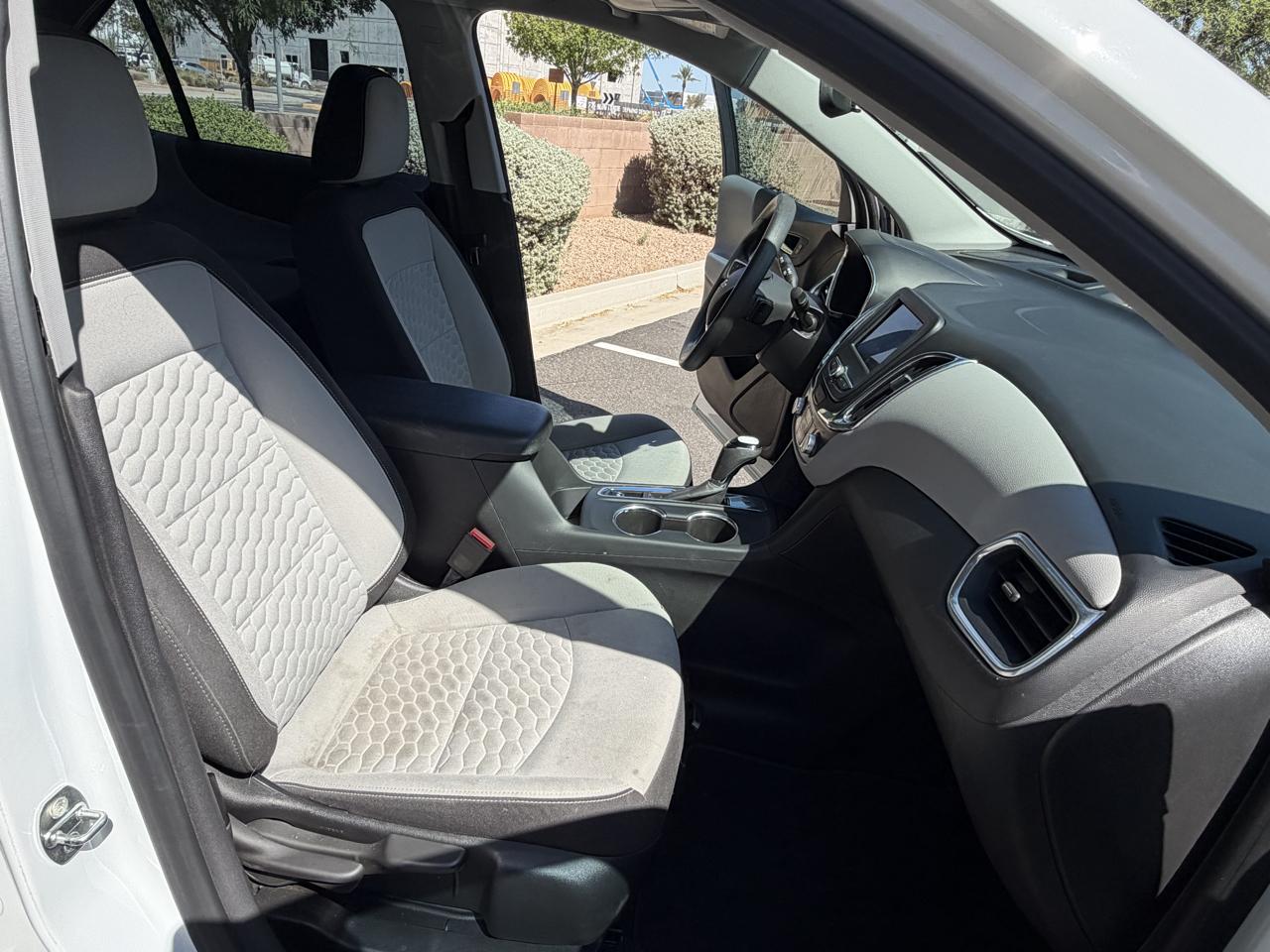 Chevrolet Equinox LS 2WD 2021