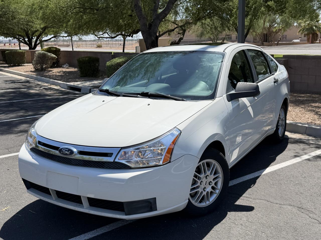 Ford Focus SE Sedan 2010