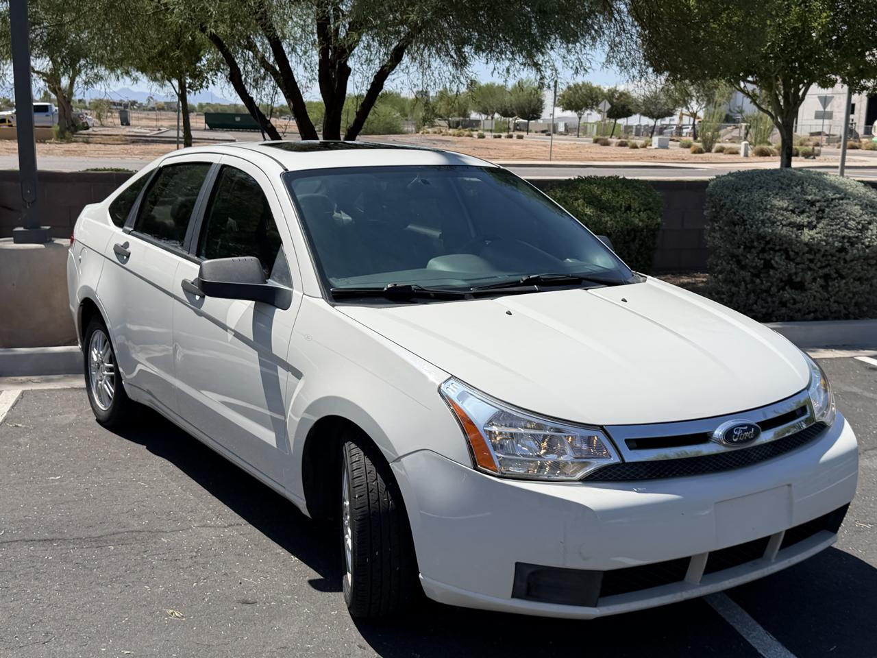 Ford Focus SE Sedan 2010