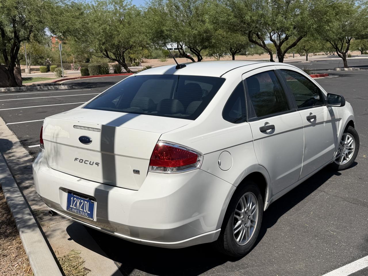 Ford Focus SE Sedan 2010