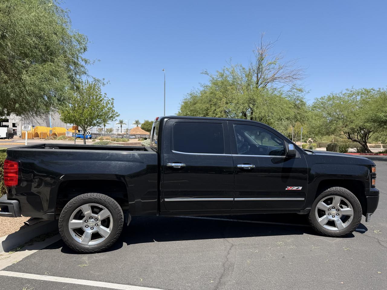 Chevrolet Silverado 1500 LTZ Crew Cab 2WD 2015