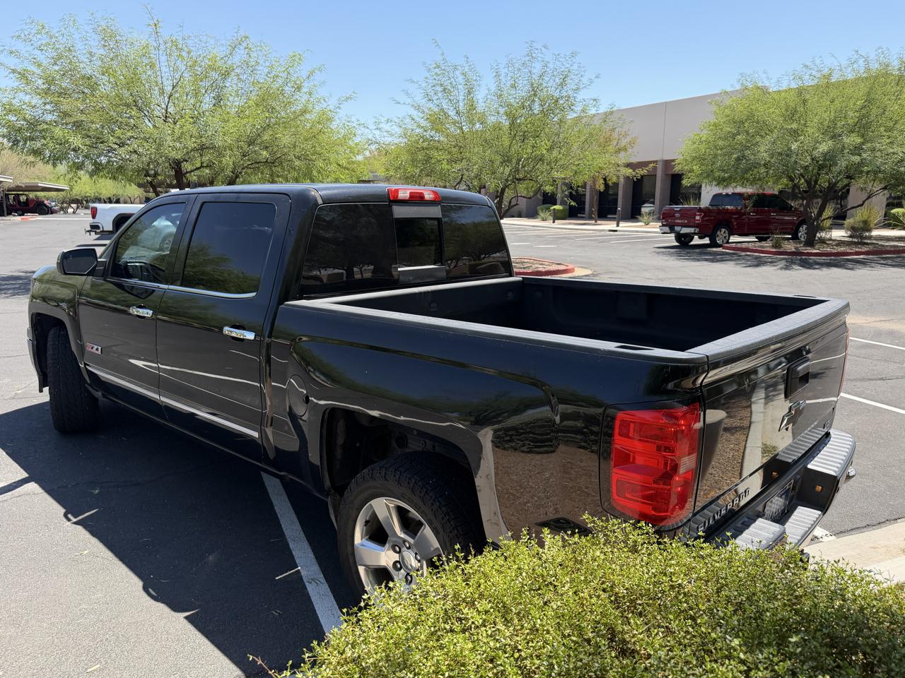 Chevrolet Silverado 1500 LTZ Crew Cab 2WD 2015