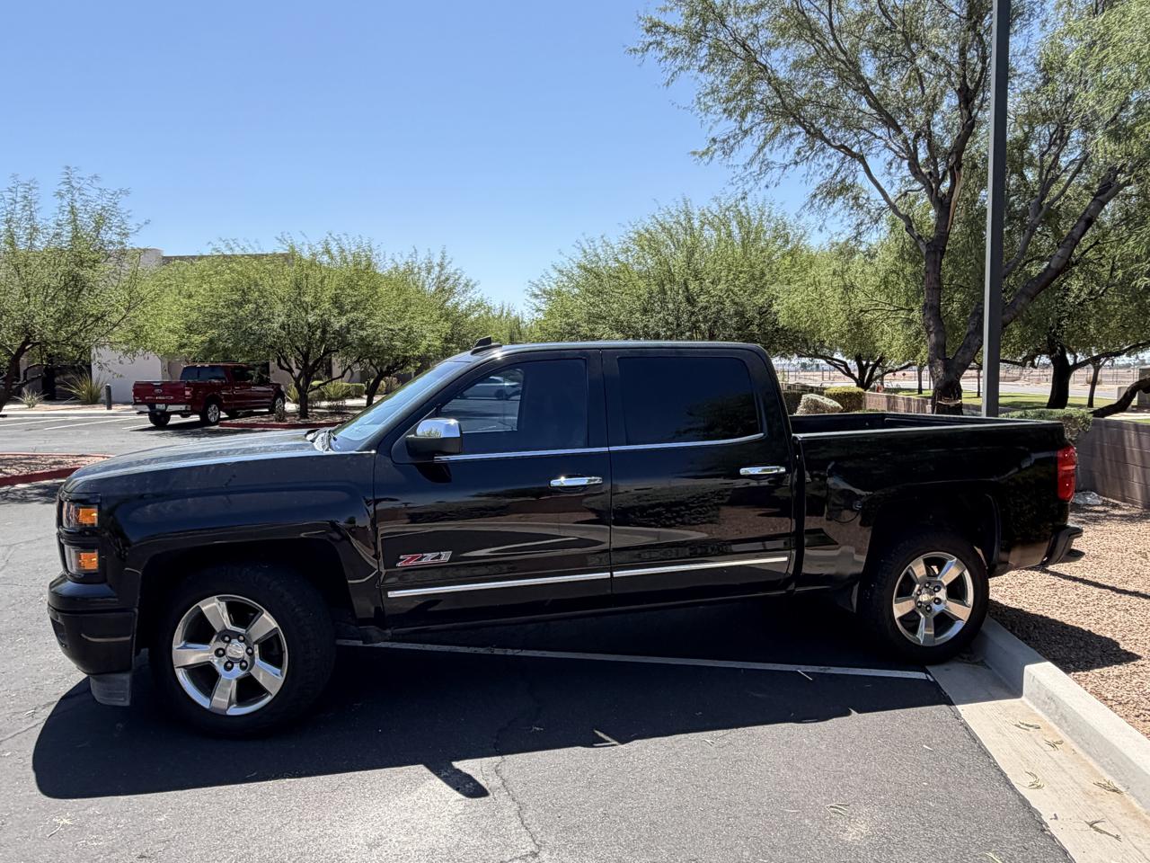 Chevrolet Silverado 1500 LTZ Crew Cab 2WD 2015