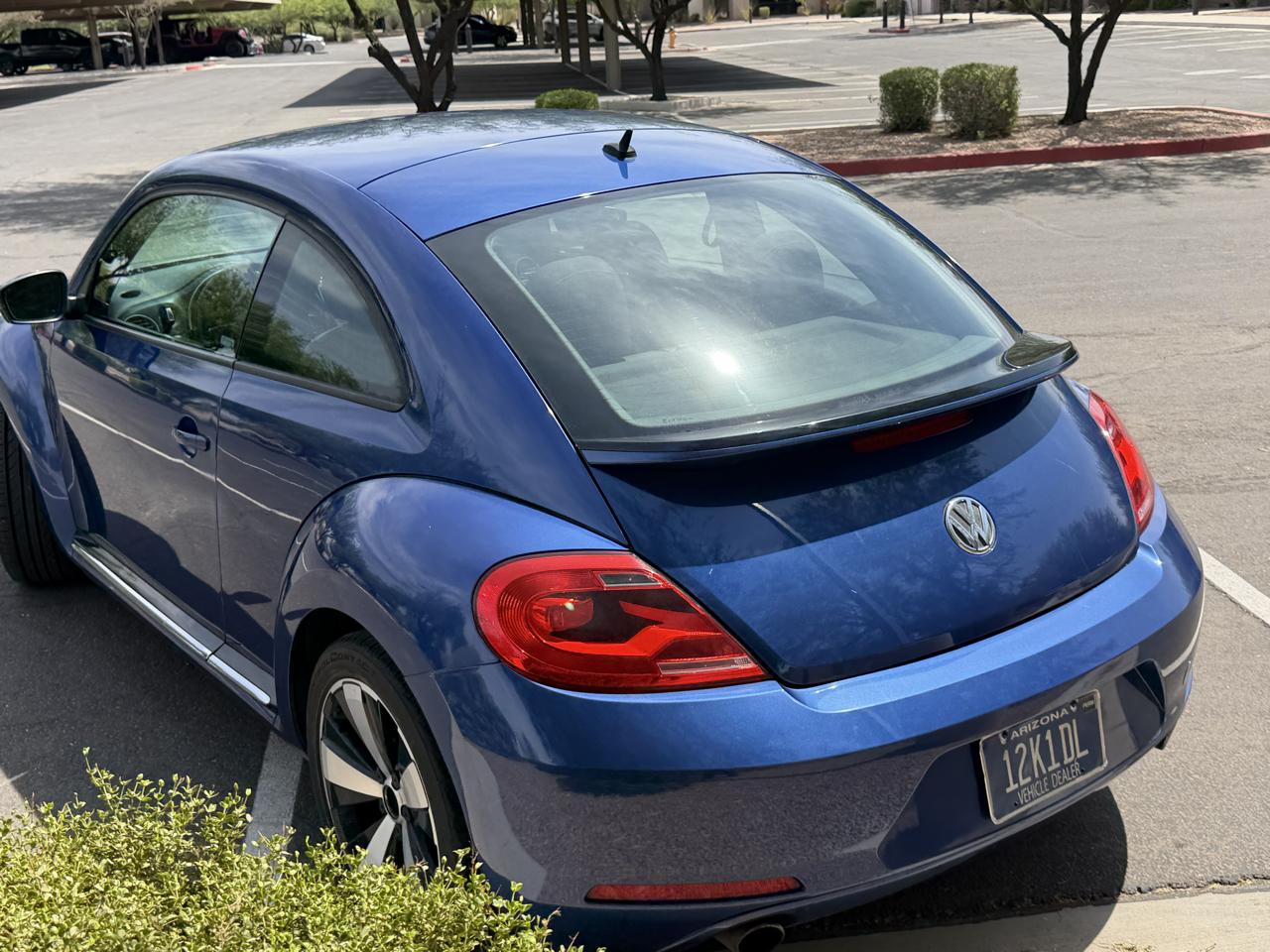 Volkswagen Beetle 2.0T Turbo 2012