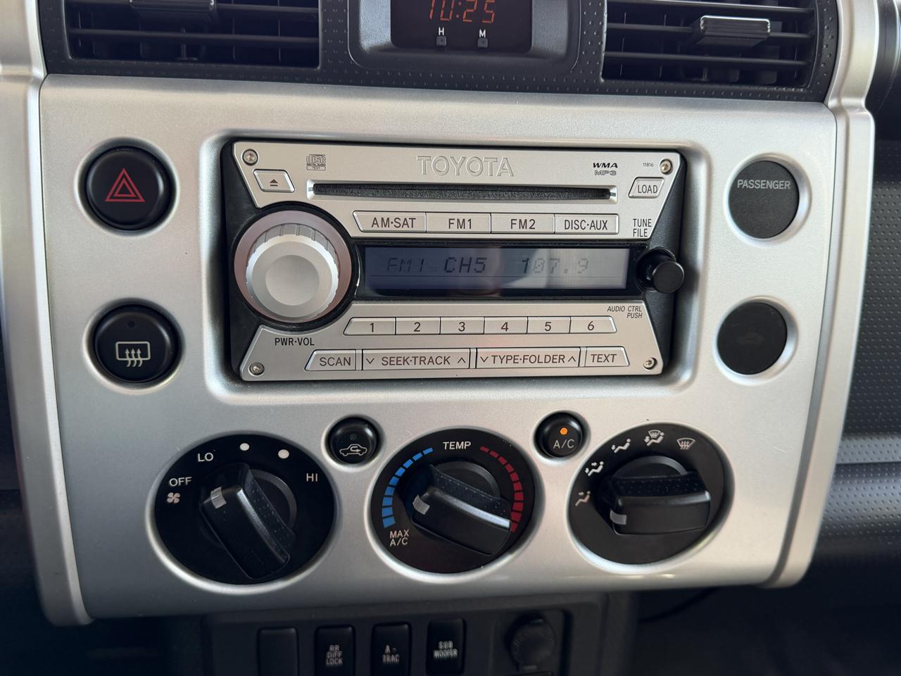 Toyota FJ Cruiser 4WD AT 2007