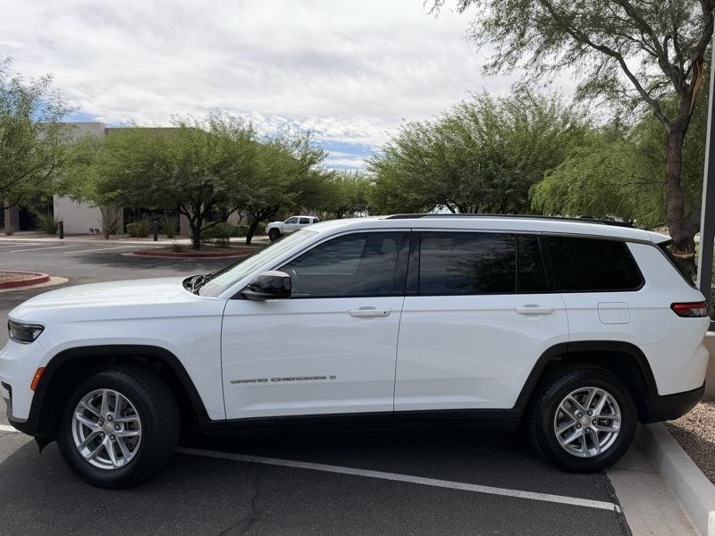 Jeep Grand Cherokee L Laredo 4WD 2021