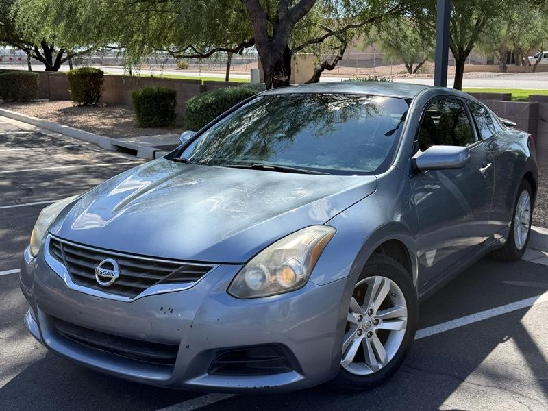 Nissan Altima 2.5 S Coupe 2012