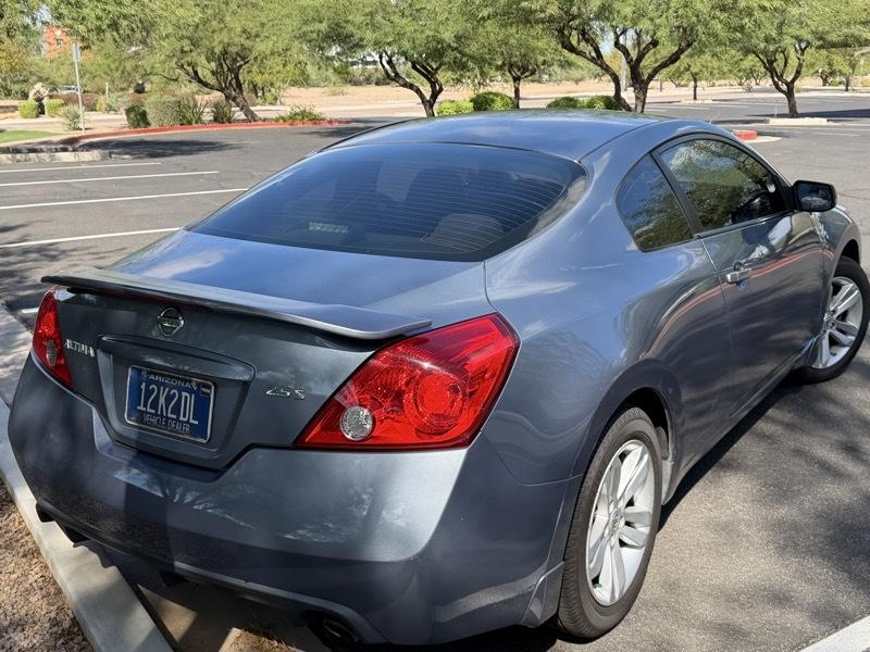 Nissan Altima 2.5 S Coupe 2012