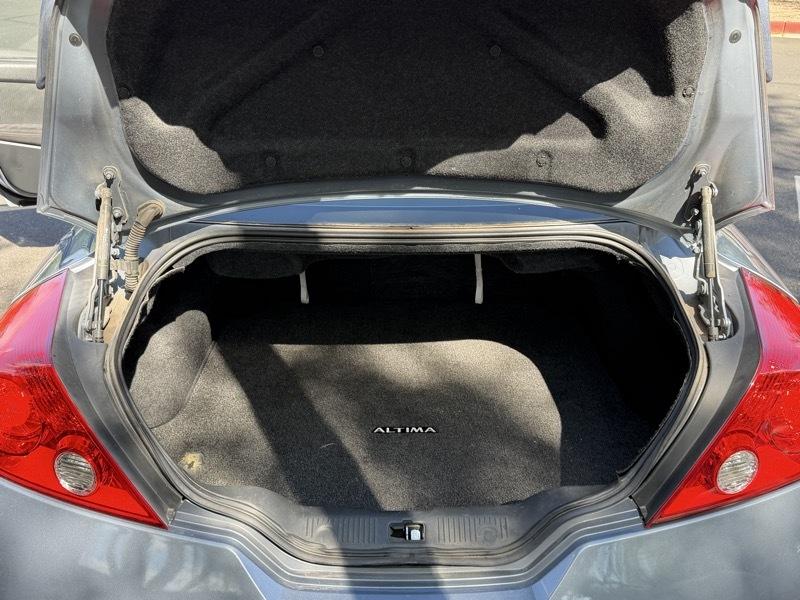 Nissan Altima 2.5 S Coupe 2012